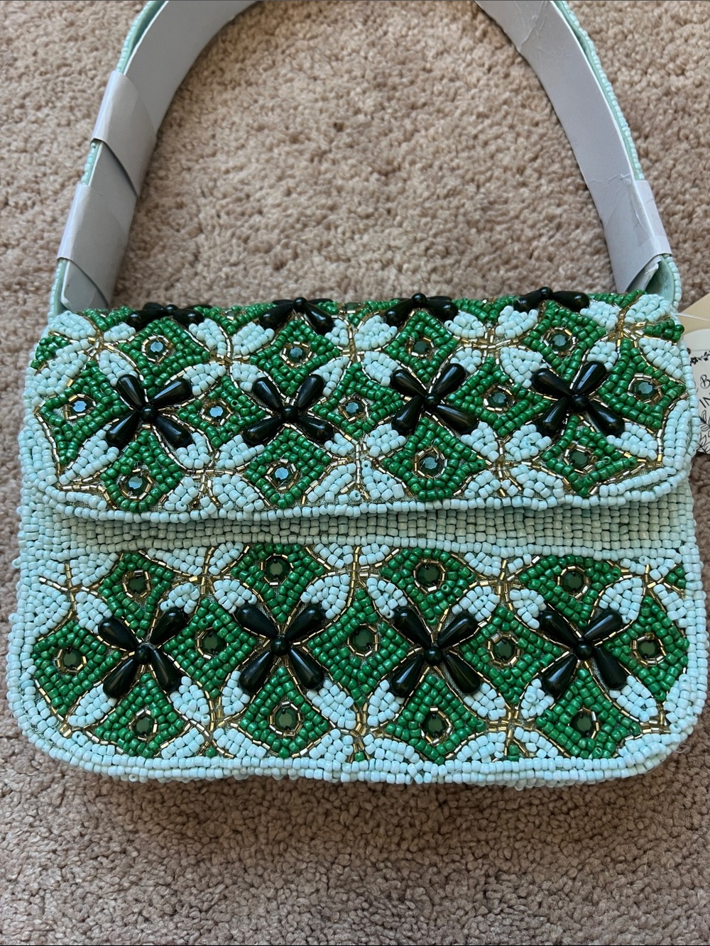 NWT Studio 12 Hand Beaded Green and White Mini Shoulder Bag - Picture 2 of 6